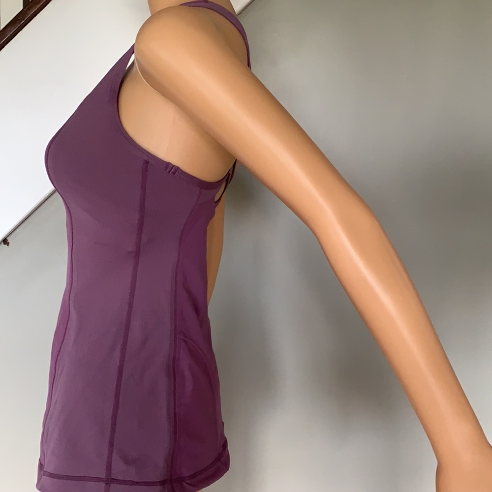 Lululemon tank - Picture 2 of 6